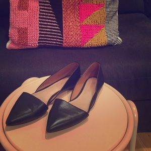 Black leather Madewell flats